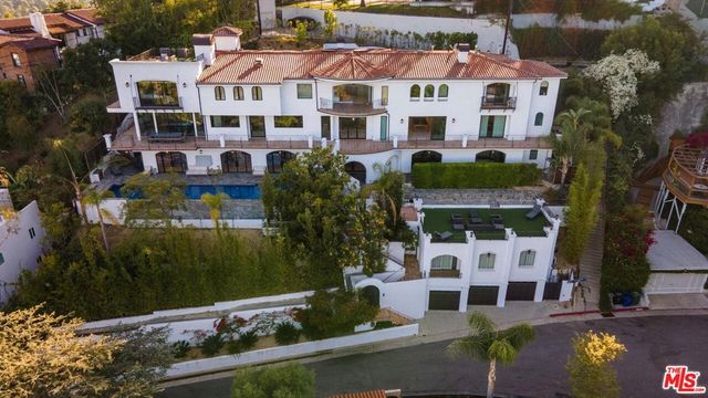 4733 Bonvue Avenue, Los Angeles, CA 90027