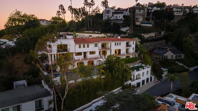 4733 Bonvue Avenue, Los Angeles, CA 90027