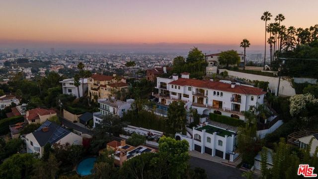 4733 Bonvue Avenue, Los Angeles, CA 90027