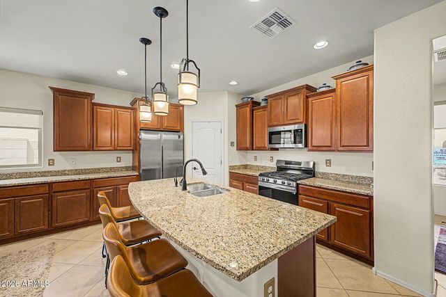 10743 W LARIAT Lane, Peoria, AZ 85383