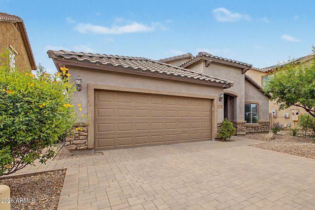 10743 W LARIAT Lane, Peoria, AZ 85383