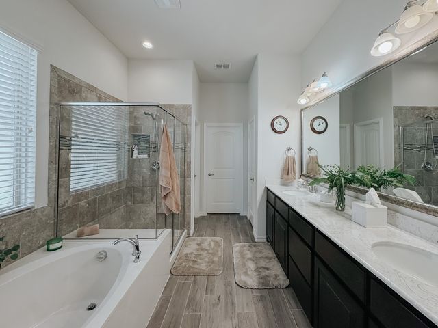 3030 Burgundy Lane, Midlothian, TX 76065