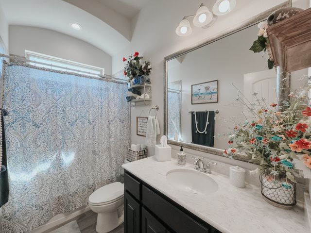 3030 Burgundy Lane, Midlothian, TX 76065