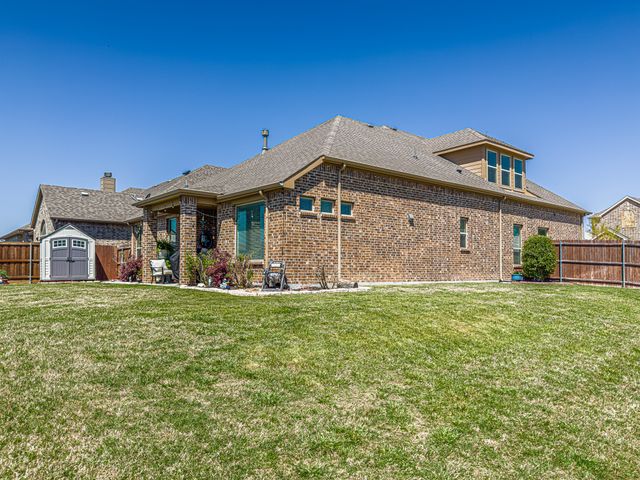 3030 Burgundy Lane, Midlothian, TX 76065