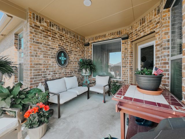 3030 Burgundy Lane, Midlothian, TX 76065