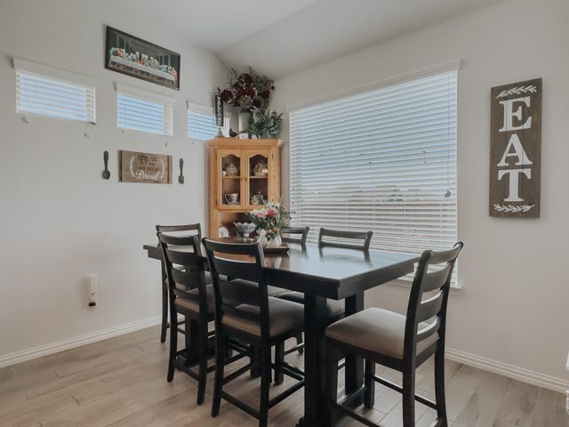 3030 Burgundy Lane, Midlothian, TX 76065