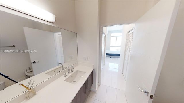 7825 NW 107th Ave 821, Doral, FL 33178