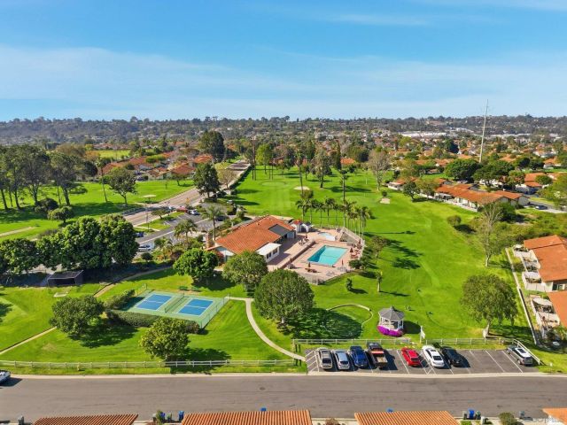 1926 Springdale Ln, Encinitas, CA 92024