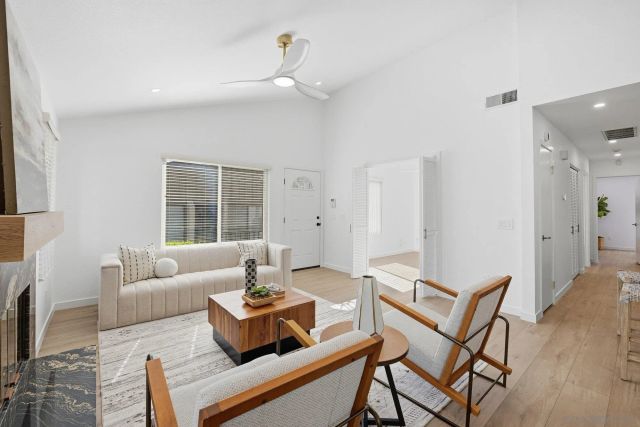 1926 Springdale Ln, Encinitas, CA 92024