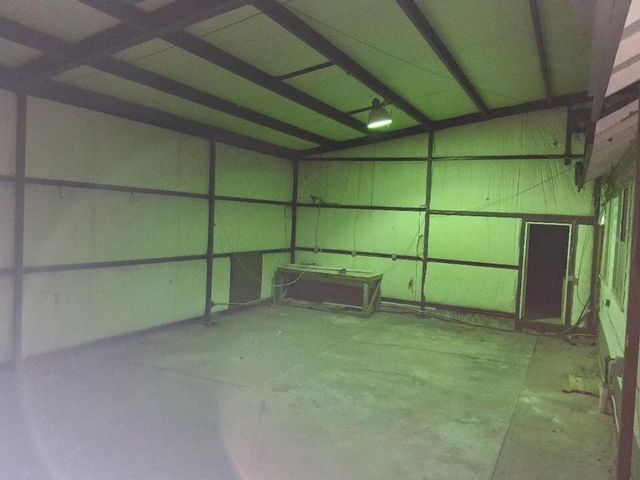202 S Center Avenue, Shawnee, OK 74801