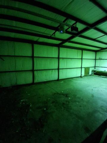 202 S Center Avenue, Shawnee, OK 74801