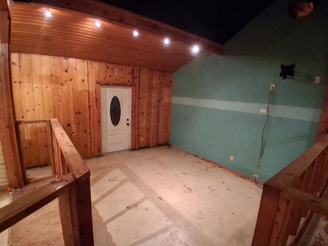 202 S Center Avenue, Shawnee, OK 74801