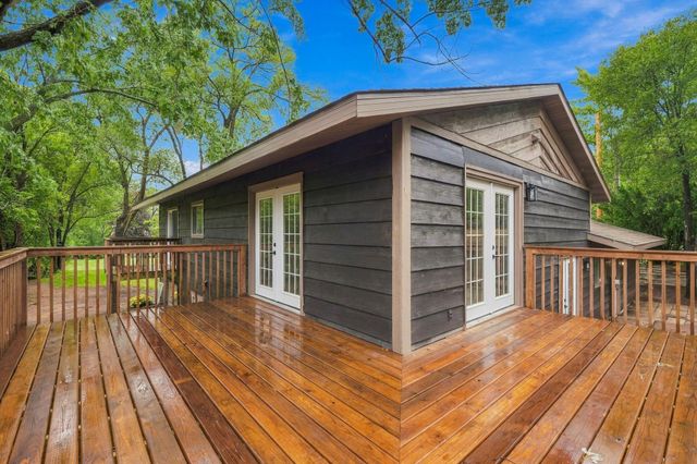 6417 Riverview Terrace NE, Fridley, MN 55432