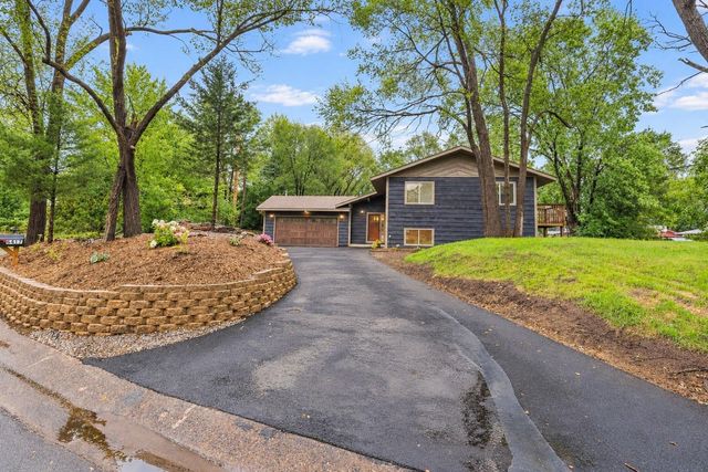 6417 Riverview Terrace NE, Fridley, MN 55432