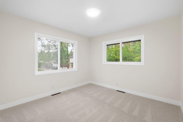 6417 Riverview Terrace NE, Fridley, MN 55432