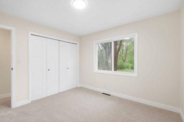 6417 Riverview Terrace NE, Fridley, MN 55432