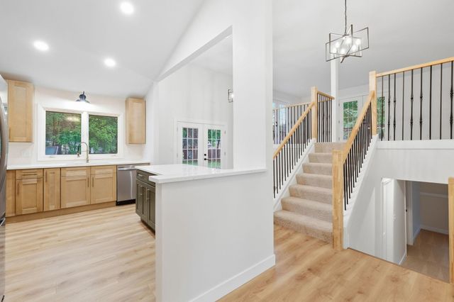 6417 Riverview Terrace NE, Fridley, MN 55432