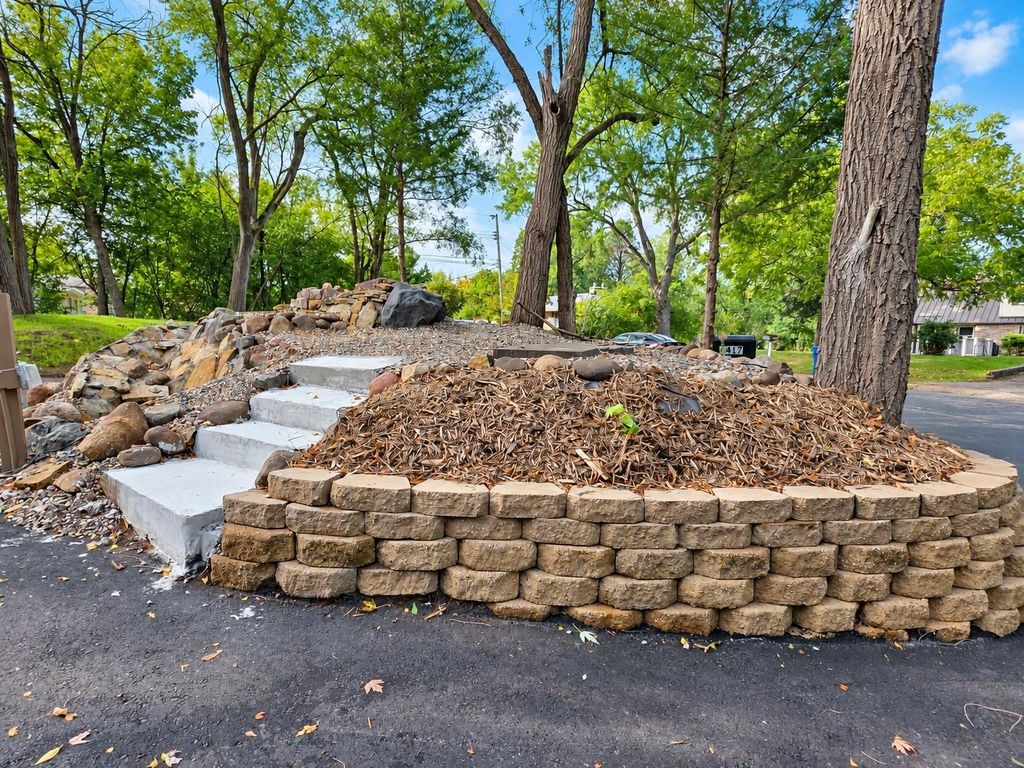 6417 Riverview Terrace NE, Fridley, MN 55432 — photo 4