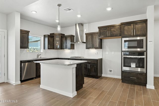 5752 Adamsville Avenue, El Paso, TX 79934