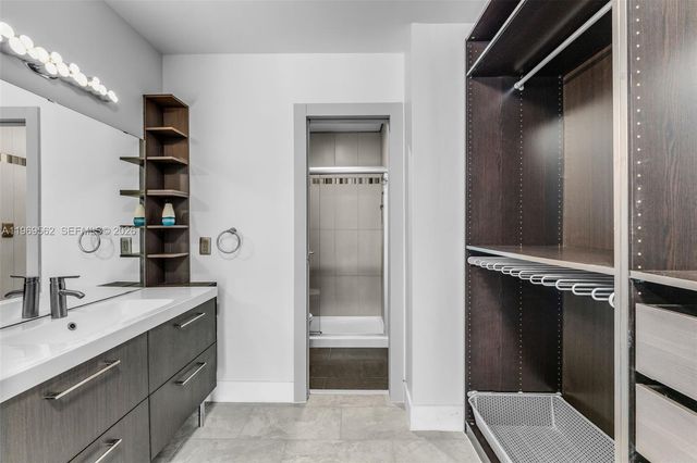 10450 SW 154th Ct 8, Miami, FL 33196