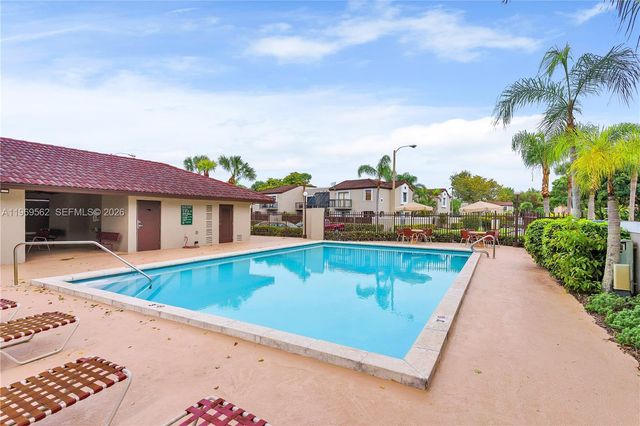 10450 SW 154th Ct 8, Miami, FL 33196