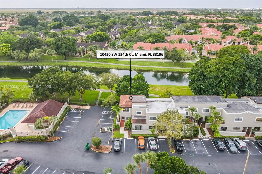 10450 SW 154th Ct 8, Miami, FL 33196