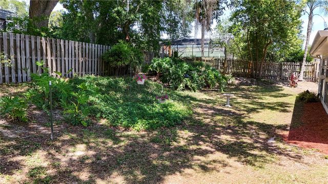 1945 NORMANDY DRIVE, Mount Dora, FL 32757