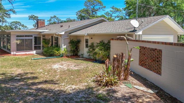 1945 NORMANDY DRIVE, Mount Dora, FL 32757