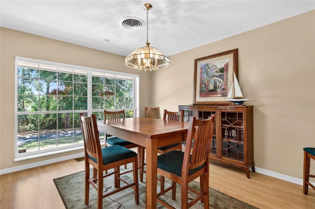 Image 12 of property listing at 1945 NORMANDY DRIVE, Mount Dora, FL 32757