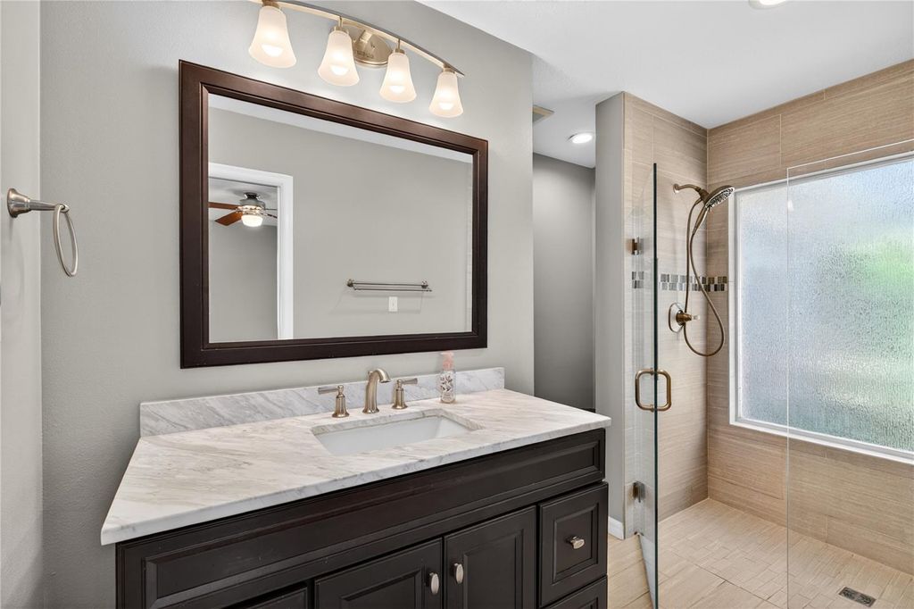 Image 30 of property listing at 1945 NORMANDY DRIVE, Mount Dora, FL 32757