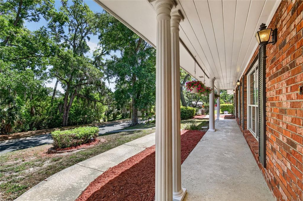 Image 46 of property listing at 1945 NORMANDY DRIVE, Mount Dora, FL 32757