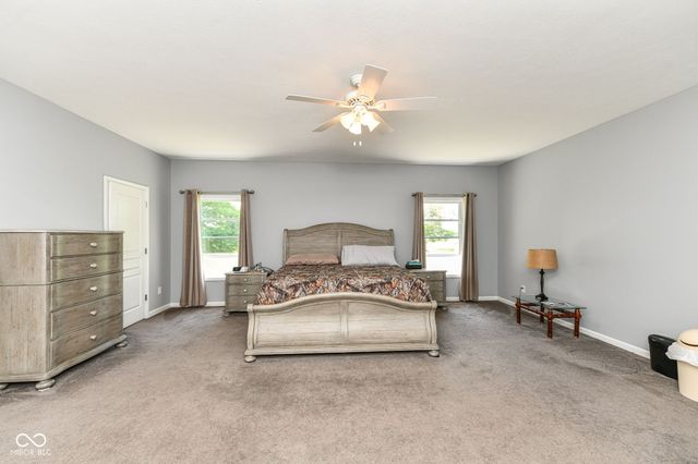 6425 N 900 W, Elwood, IN 46036