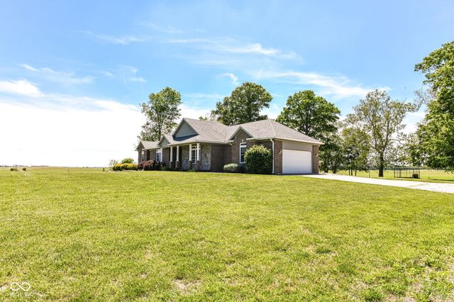 6425 N 900 W, Elwood, IN 46036