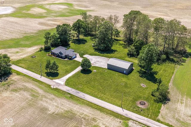 6425 N 900 W, Elwood, IN 46036