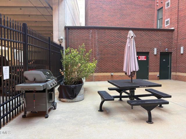 444 S Blount Street 325, Raleigh, NC 27601