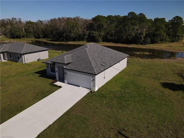 8002 Spice CT, Labelle, FL 33935