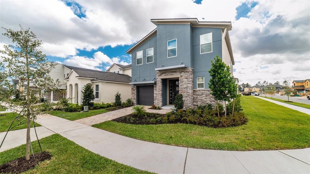 9038 PELICAN COVE TRACE, Kissimmee, FL 34747