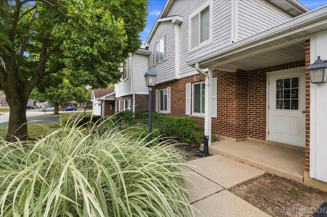 308 Primrose Court 308, Aurora, IL 60504