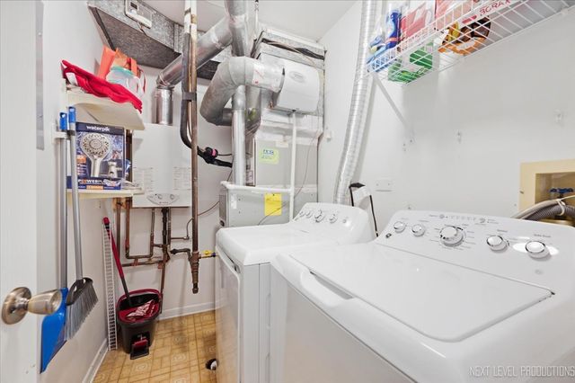 308 Primrose Court 308, Aurora, IL 60504