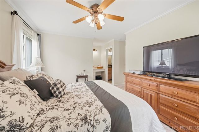 308 Primrose Court 308, Aurora, IL 60504