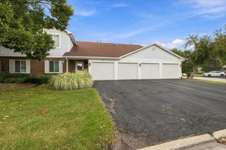 308 Primrose Court 308, Aurora, IL 60504