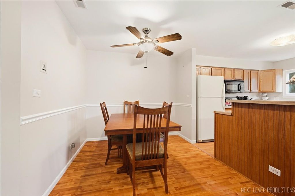 308 Primrose Court 308, Aurora, IL 60504 — photo 4