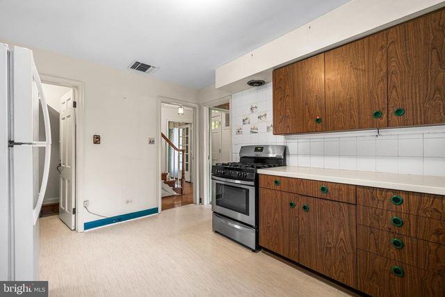 11 W MELROSE AVE, Baltimore, MD 21210