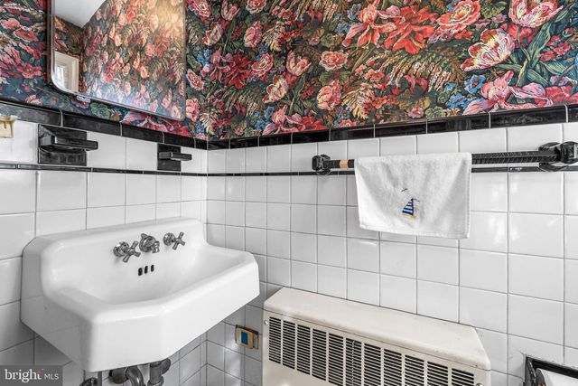 11 W MELROSE AVE, Baltimore, MD 21210