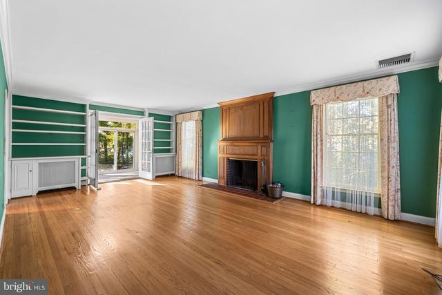 11 W MELROSE AVE, Baltimore, MD 21210