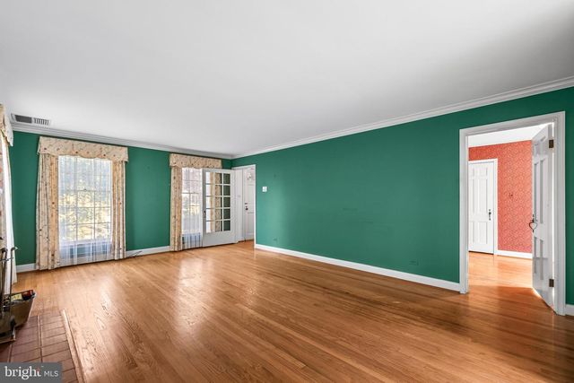 11 W MELROSE AVE, Baltimore, MD 21210