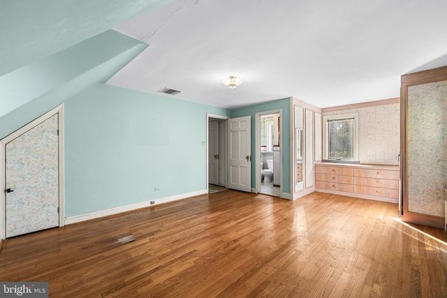 11 W MELROSE AVE, Baltimore, MD 21210