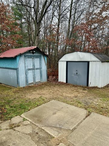 2471 W 12 Mile Road, Bitely, MI 49309