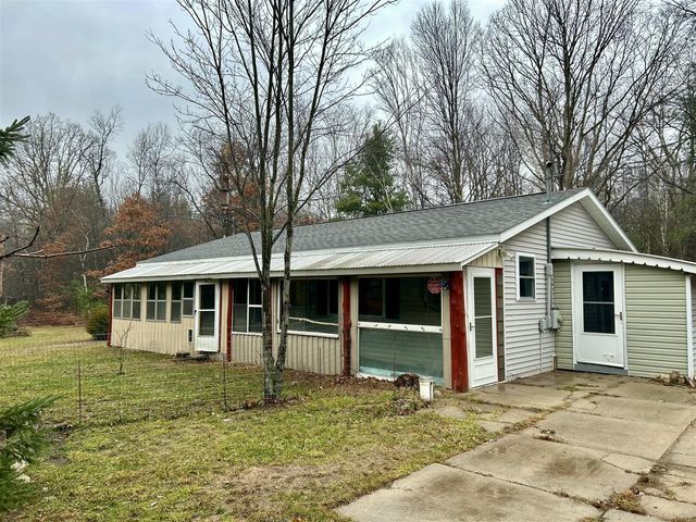 2471 W 12 Mile Road, Bitely, MI 49309