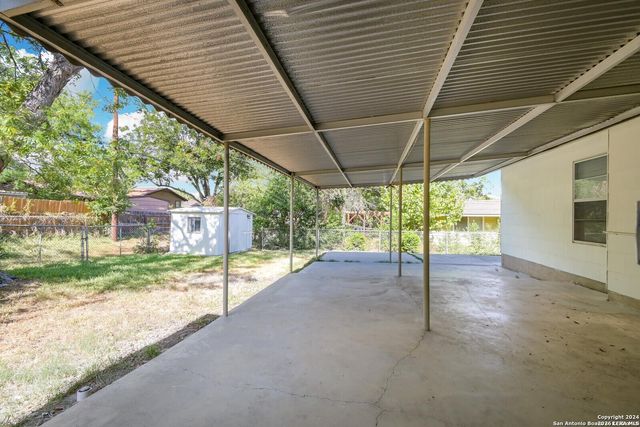 5915 GABOR DR, San Antonio, TX 78240